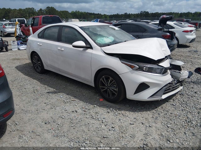 Salvage Kia Forte Image