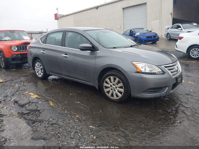 Salvage Nissan Sentra Image