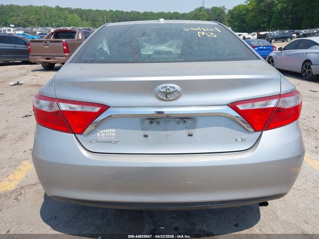 Toyota Camry Le