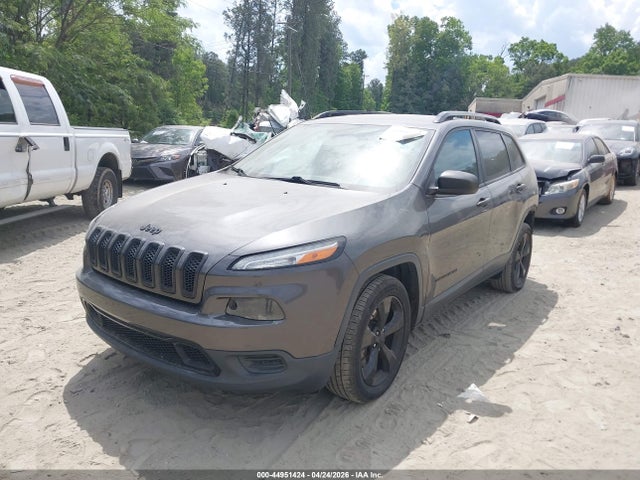 Jeep Cherokee Altitude Fwd
