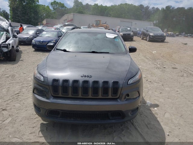 Jeep Cherokee Altitude Fwd