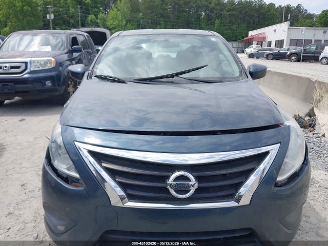 Nissan Versa 1.6 S