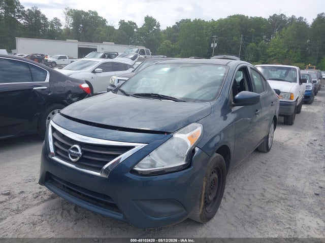Nissan Versa 1.6 S