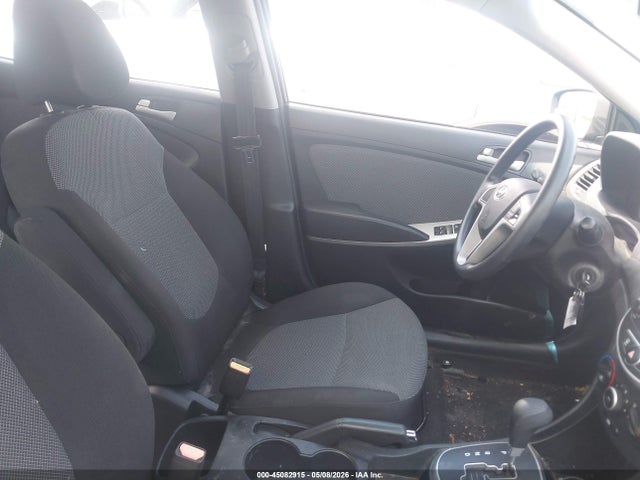 Hyundai ACCENT Gs