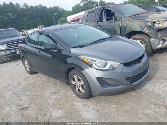 Salvage Hyundai ELANTRA Image