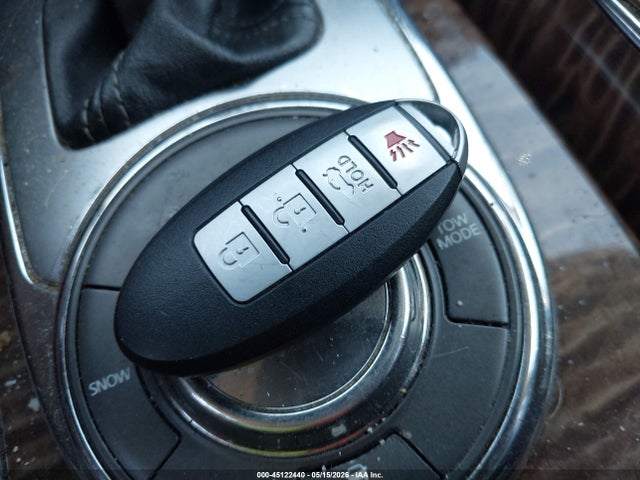 Nissan Armada Sl
