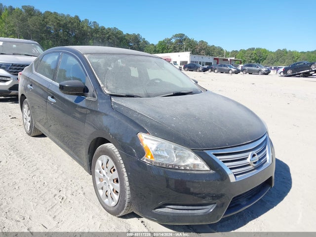 Salvage Nissan Sentra Image