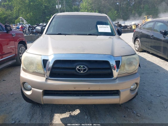 Toyota Tacoma Base V6