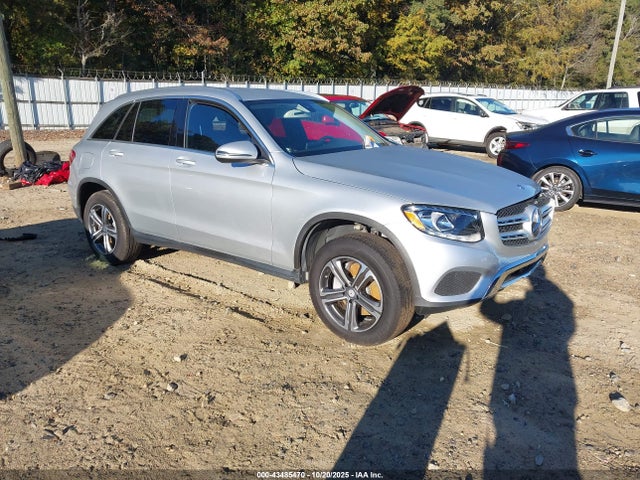 Salvage Mercedes-Benz GLC Image
