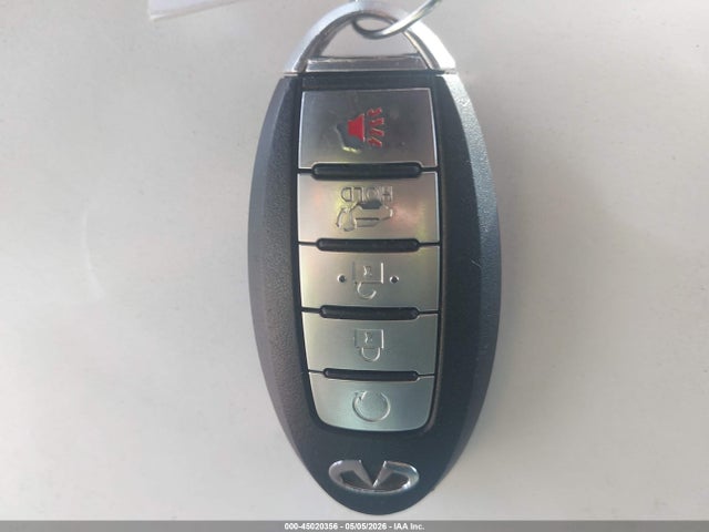INFINITI Qx