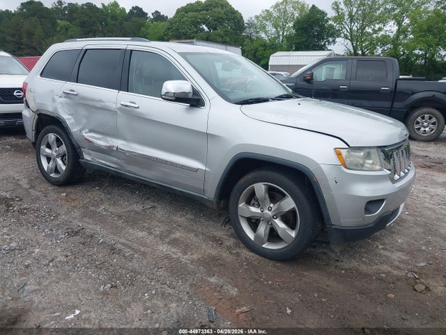 Salvage Jeep Grand Cherokee Image
