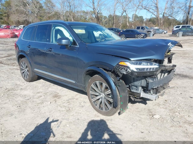 Salvage Volvo XC90 Image