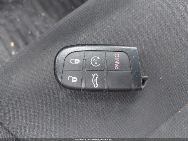 Dodge Charger Se