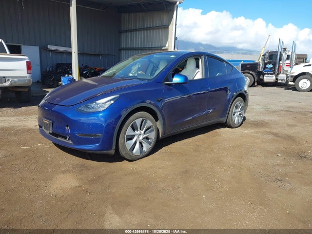 Tesla Model Y Long Range Dual Motor All-wheel Drive