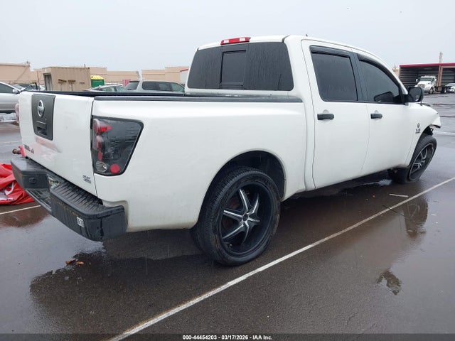 Nissan Titan Xe
