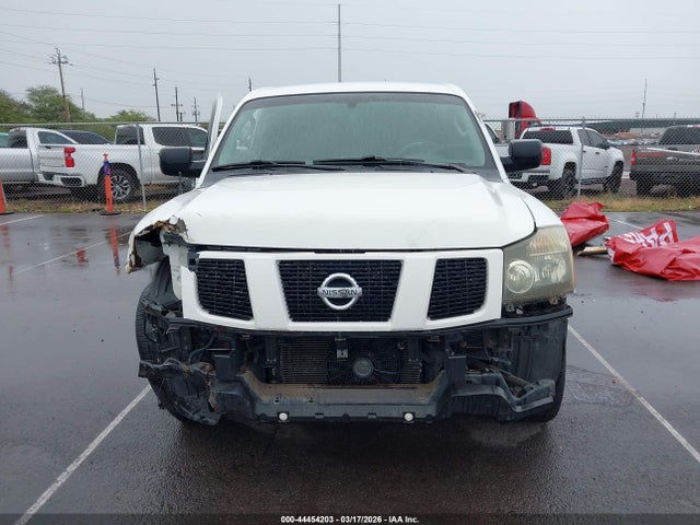 Nissan Titan Xe