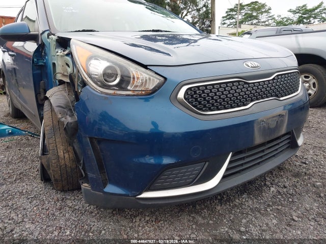 Kia Niro Lx