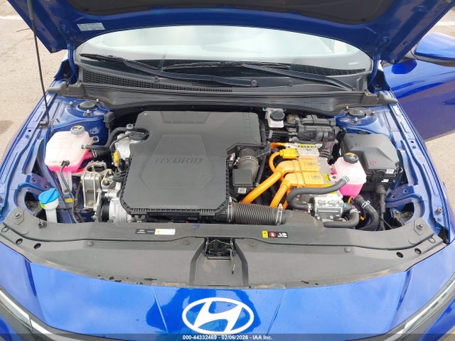 Hyundai ELANTRA Blue