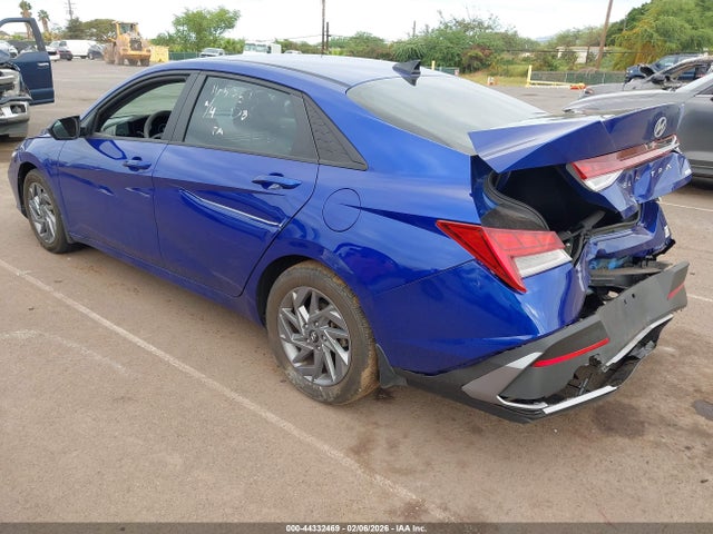 Hyundai ELANTRA Blue