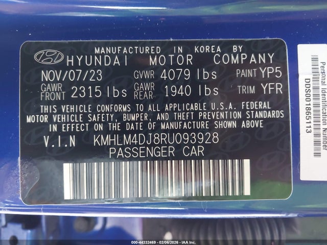 Hyundai ELANTRA Blue