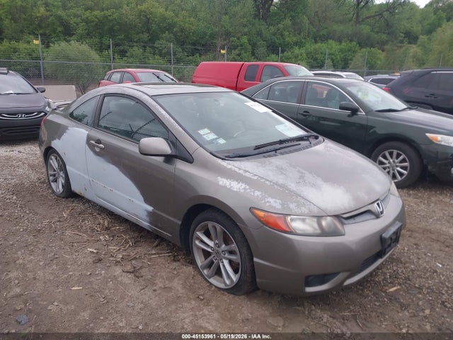 Salvage Honda Civic Image