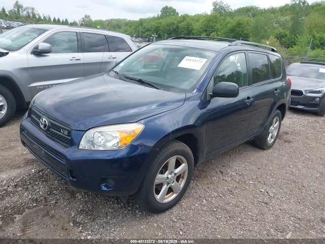 Toyota RAV4 Base V6