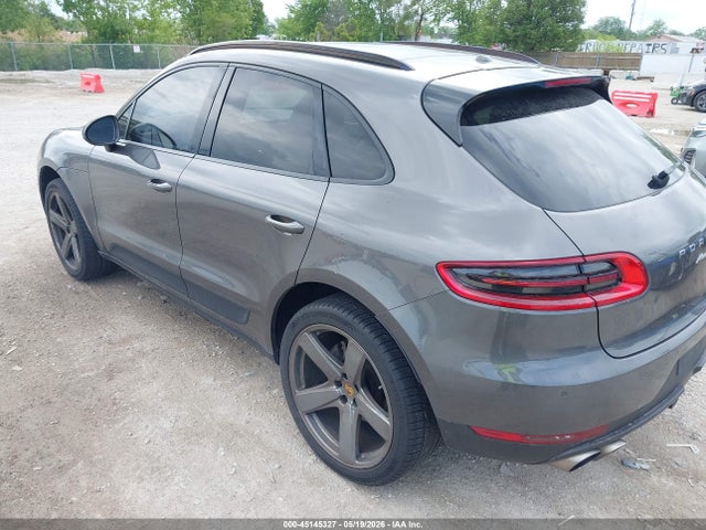 Porsche Macan S