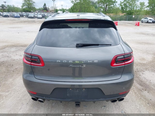 Porsche Macan S