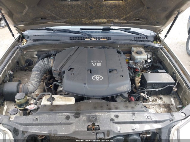 Toyota 4Runner Limited V6