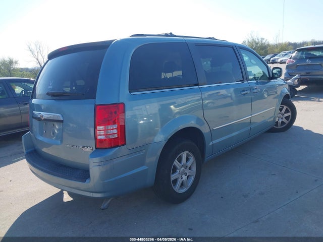 Chrysler Town & Country Touring