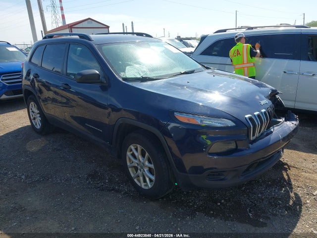 Salvage Jeep Cherokee Image