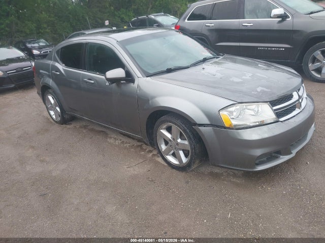 Salvage Dodge Avenger Image