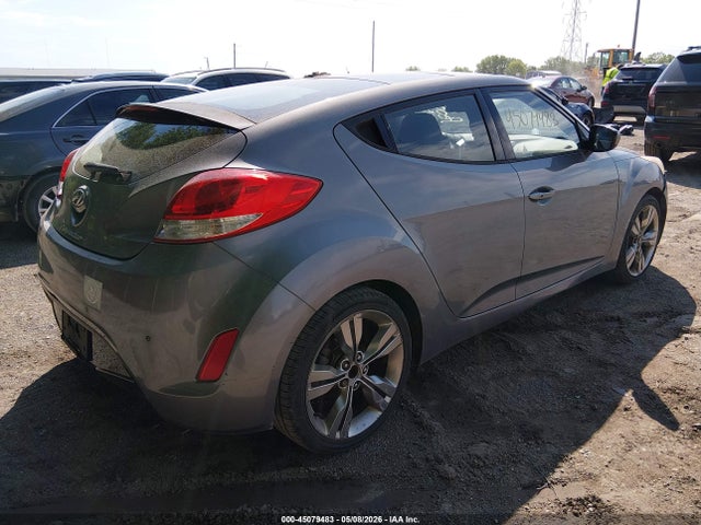 Hyundai VELOSTER