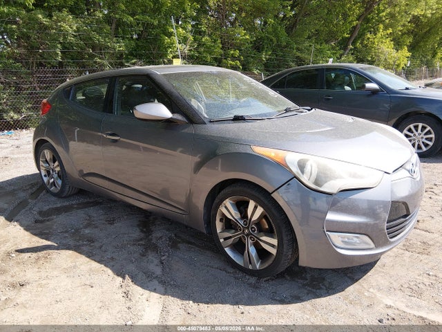 Hyundai VELOSTER