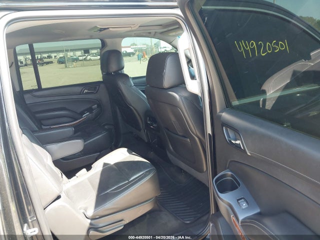 Chevrolet Suburban 1500 Ltz