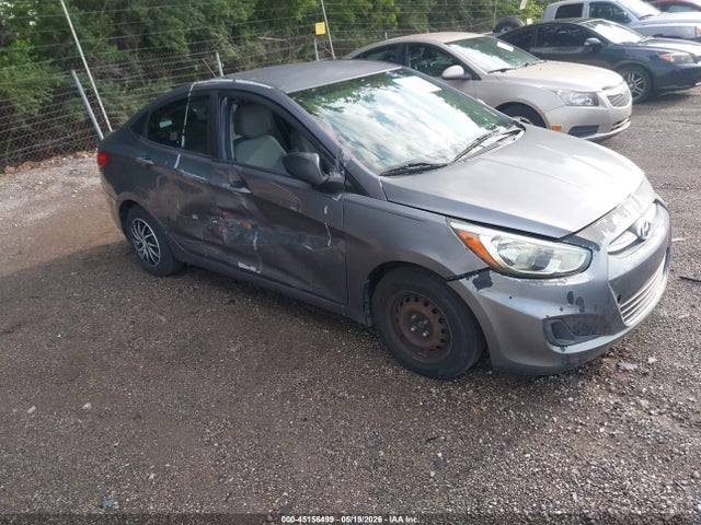 Salvage Hyundai ACCENT Image