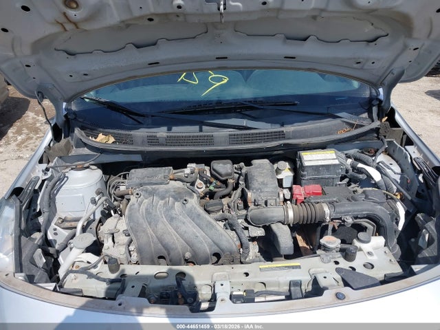 Nissan Versa 1.6 S