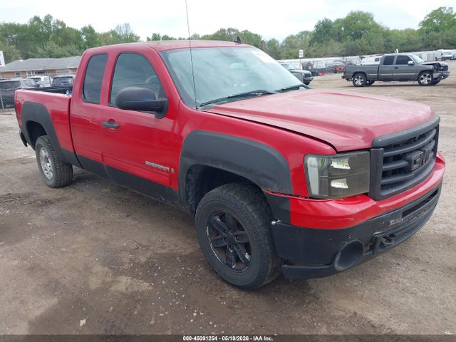 Salvage GMC Sierra 1500 Image