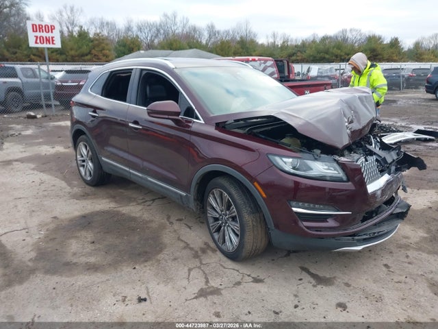 Salvage Lincoln MKC Image