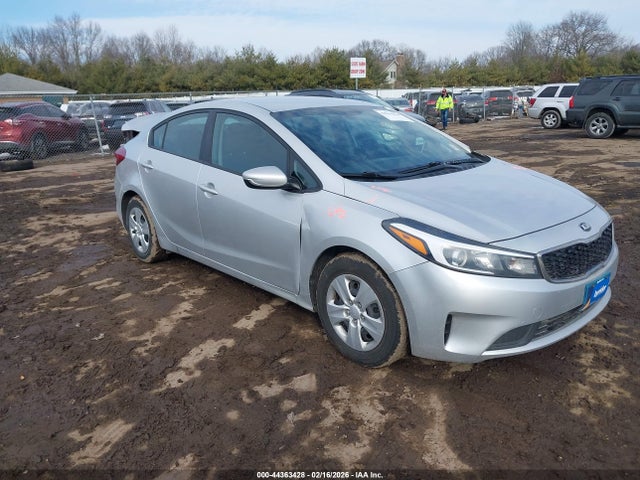Salvage Kia Forte Image