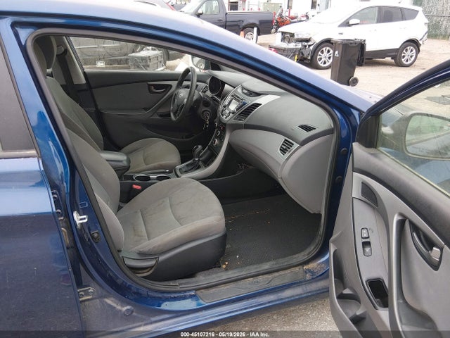 Hyundai ELANTRA Se