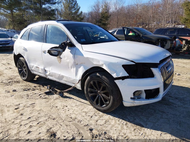 Salvage Audi Q5 Image