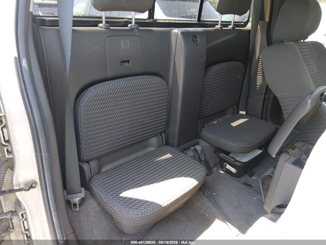 Nissan Frontier Se