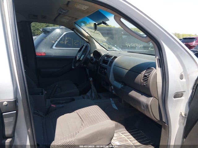 Nissan Frontier Se