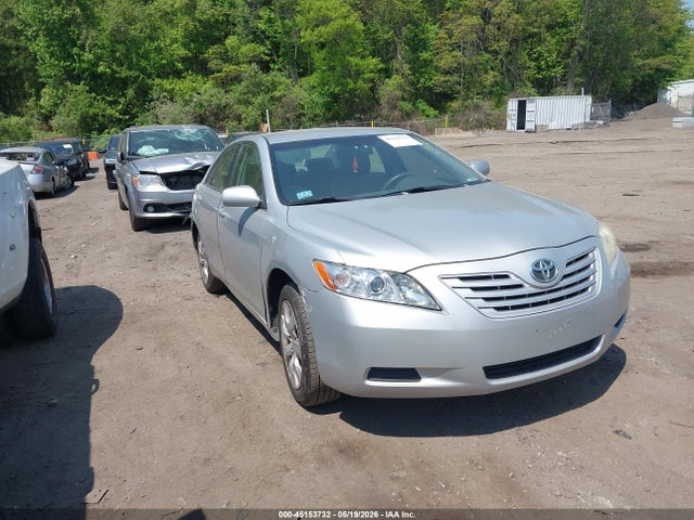 Salvage Toyota Camry Image
