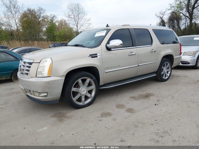 Cadillac Escalade Standard