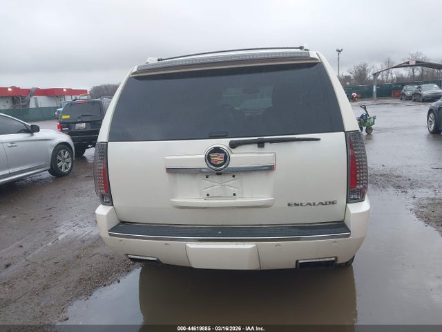 Cadillac Escalade Premium