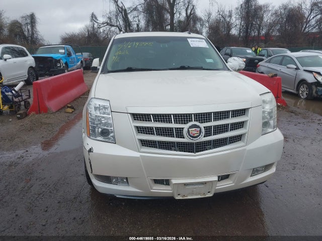 Cadillac Escalade Premium
