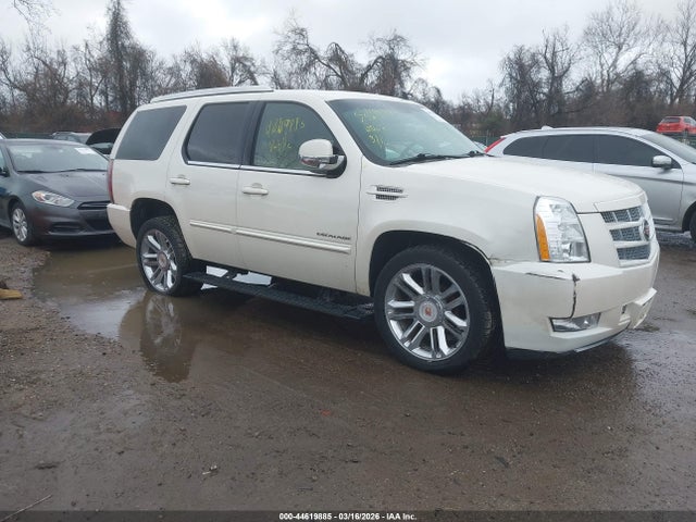 Salvage Cadillac Escalade Image