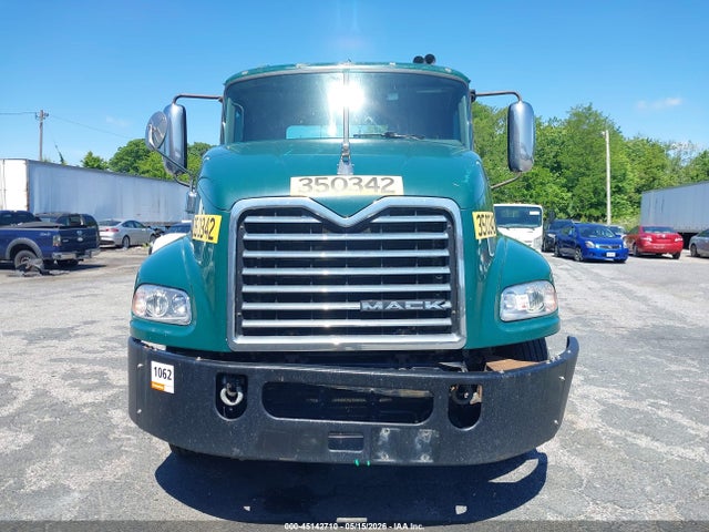 Mack 600 Cxu600